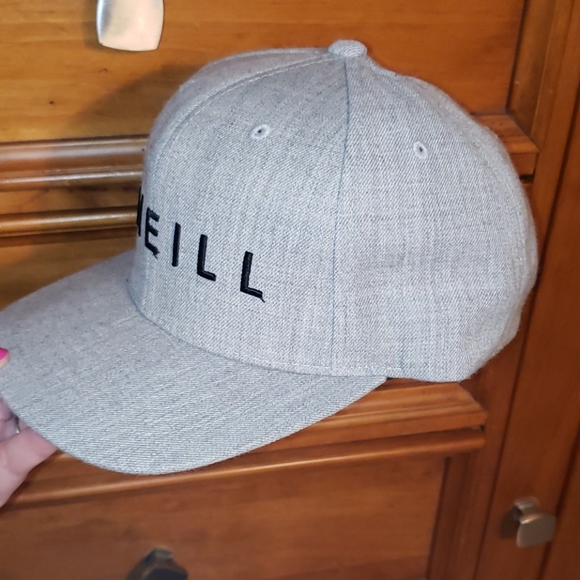 New Without Tag O'Neill Gray Black Adjustable Hat - Picture 5 of 5